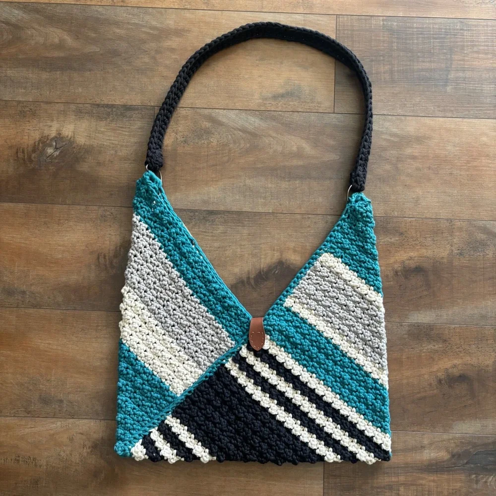 Handmade Danbury Rectangle Wheat Stitch Teal Black Crochet Colorblock Bag Purse